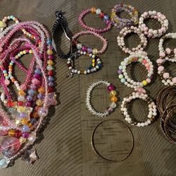 Free Kids Necklaces And Bracelets 