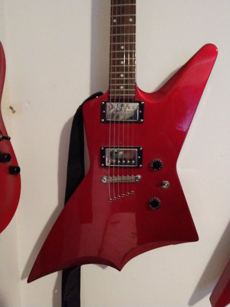 2001 Epiphone Evolution Explorer Electric Guitar