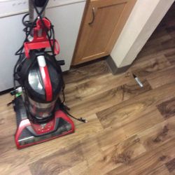 Dirt  Devil Vacuum Cleaner $30