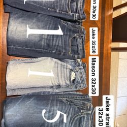 Buckle Jeans  READ DESCRIPTION 