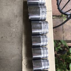 Snap On Tools 1/2 Inch Drive Metric 12 Points Sizes: 31,30,26,22,21,19,17 