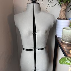 Small women’s mannequin