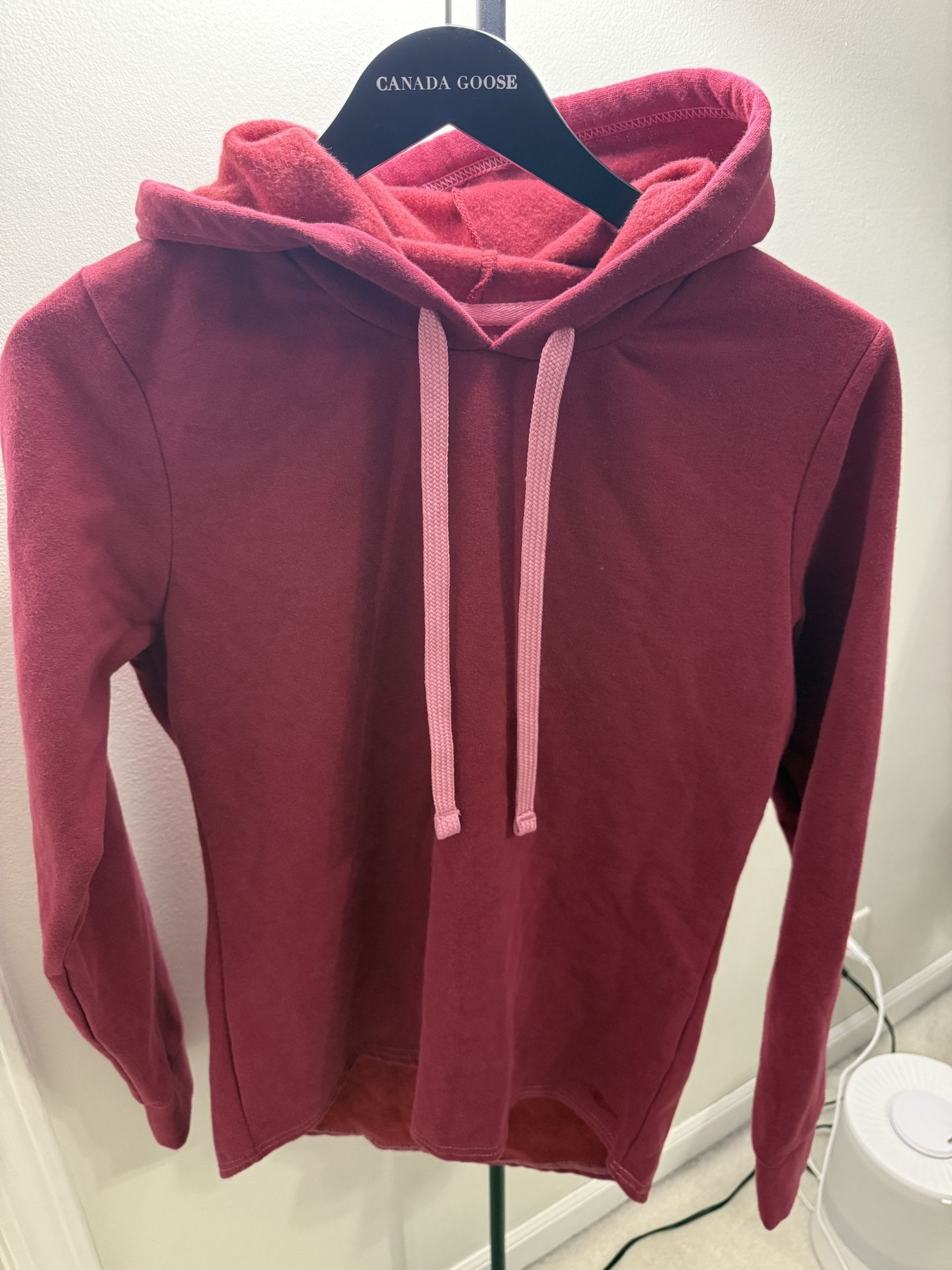 ❤️ Everlast Hoodie – New Without Tags (Size S 4/6)