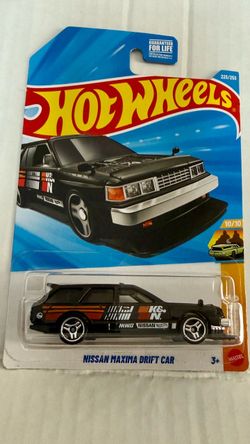 Hot Wheels Nissan Maxima Drift Car
