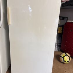 Small Fridge 