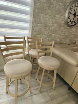 4 counter height stools!