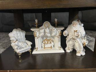 Traditions Porcelain Centerpiece Set Santa Fireplace Dog Gold Trim Large Size