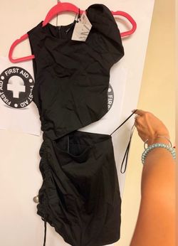 NWT Zara women’s XS Mini black dress
