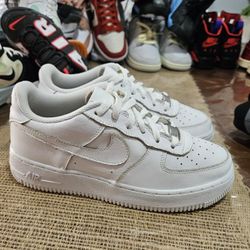 Boys And Girls Nike Air Force One Size 6y for Sale in Warren Park IN OfferUp