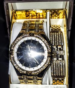 Gold Silver Watches/Bracelet