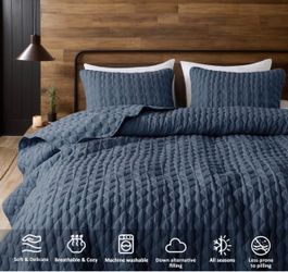 New WDCOZY Navy Blue Quilt King Size Bedding Set Lightweight Soft Bedspread Covert Bedding