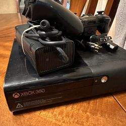 Xbox 360 E Console 