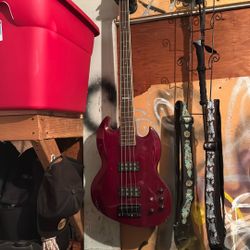 Bass Guitar Ltd