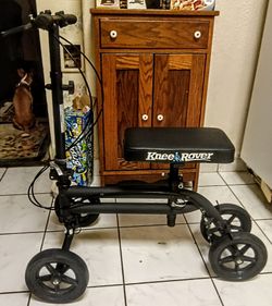 Knee Rover