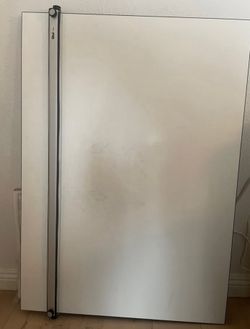Drafting Board 30x42 w/ Adjustable Bar