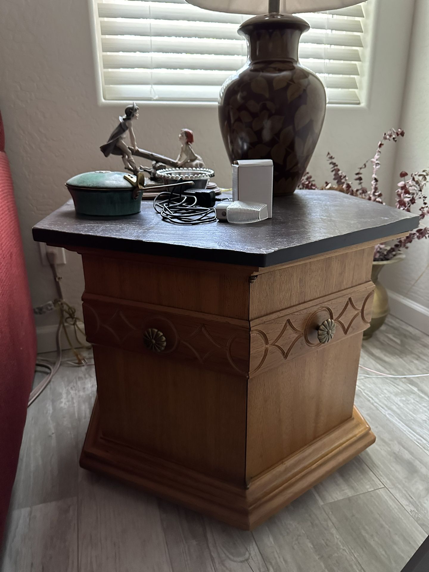 Antique/ Vintage End Table 