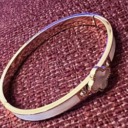 White And Gold Bracelet 