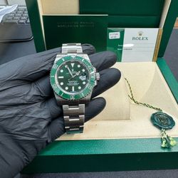 Rolex Hulk 116610LV FULL SET
