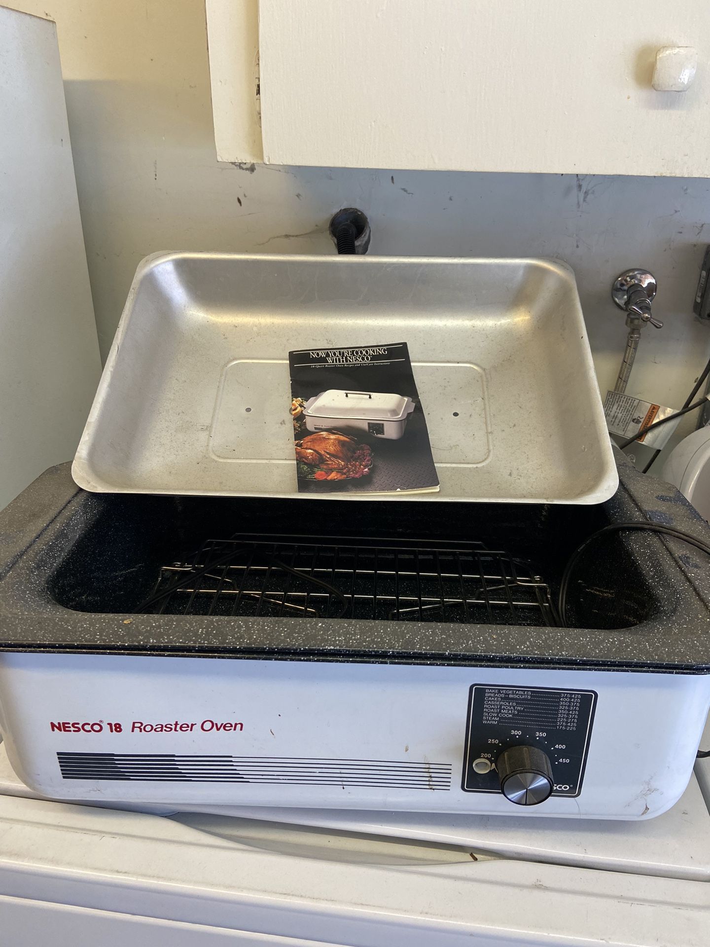 Vintage Nesco Oven