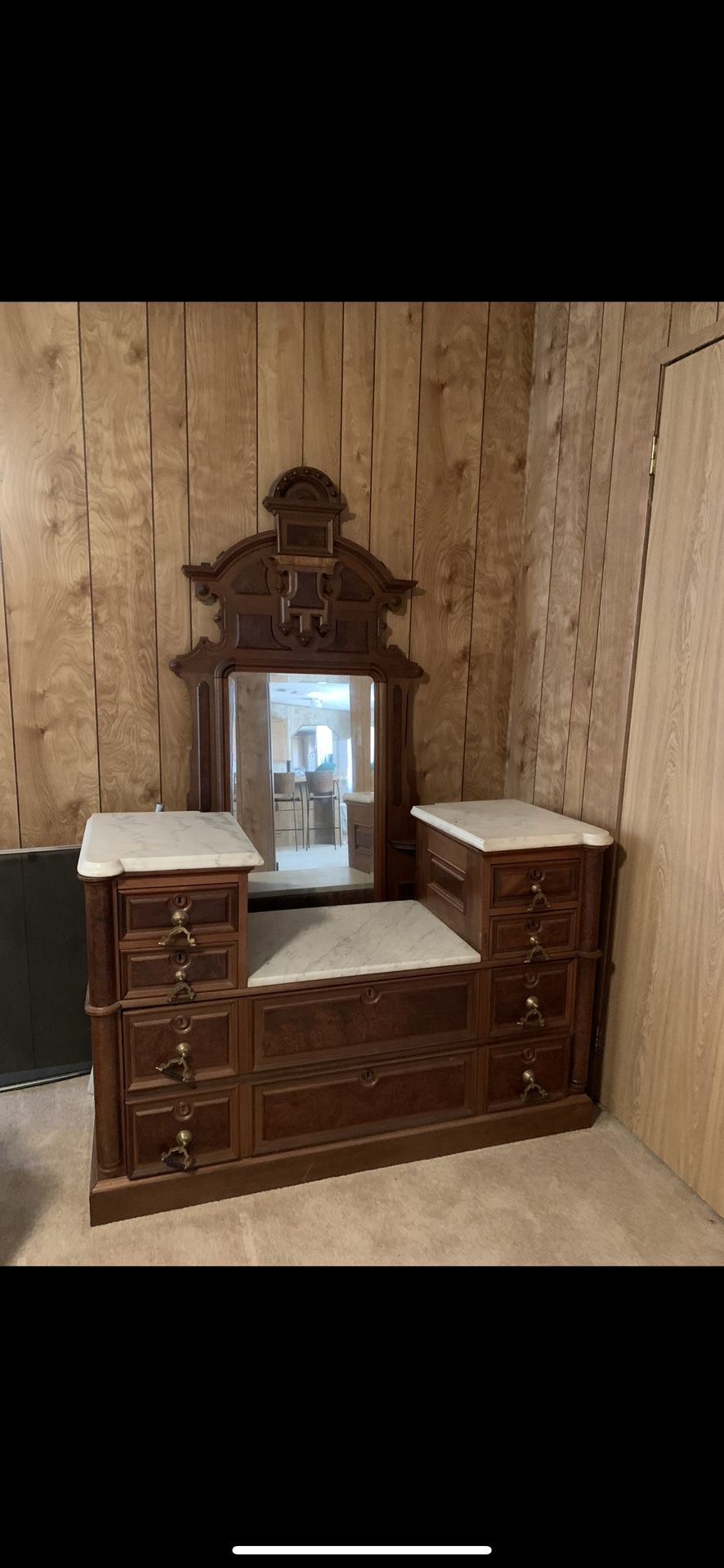 1850-60s Victorian Dresser