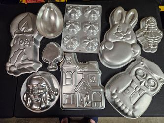 Cake pans