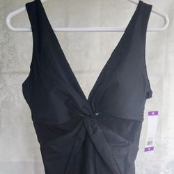 Miravella By Miraclesuit Women's Waist Minimizing One Piece Swimsuit (Black, 16) New With Tags  Item # 666690