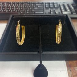 14k Gold Diamond Cut Hoops 