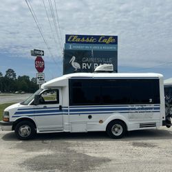 2009 GMC GENC turtle top 3500
