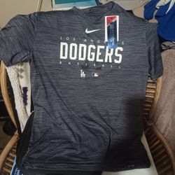 Brand New Size Large Los Angeles Dodgers Nike Dri-Fit Shirt