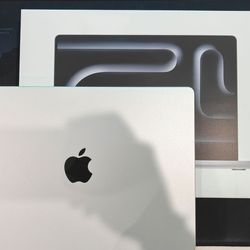 2026 MacBook Pro 14" M5 Silver – 16GB/512GB – 4 Cycles – $1,350