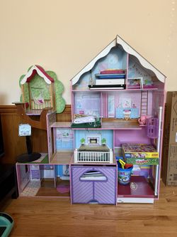 Doll house