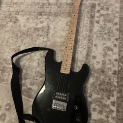 Good Condition Electric Guitar With Strap 