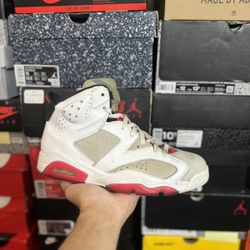 Jordan Hare 6s size 9 USED