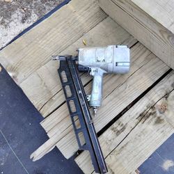 Hitachi Framing Nailer 