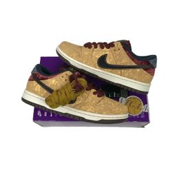 Size 4.5 - Nike Dunk SB Low City of Cinema Skater Swoosh BRAND NEW