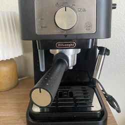Delonghi Expresso Machine