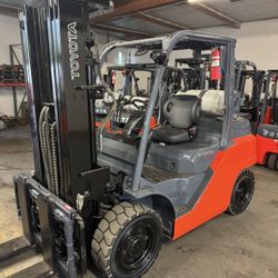 2019 Toyota 8FG35U Forklift 