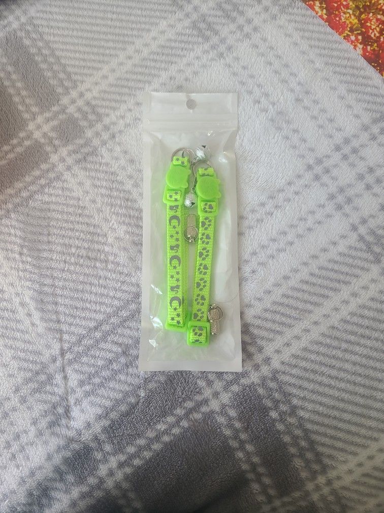 Reflective Cat Collar Breakaway, Girl Boy Pet Kitten Collar with Bell, Star Moon Kitten Print, and Safety Buckle (Adjustable 7.5"-12.6"