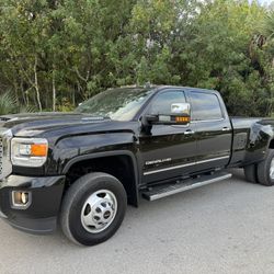 2017 GMC SIERRA 3500 DENALI 4X4 6.6L DURAMAX 10 SPD ALLISON *ONLY 100K  ONLY 100,000 MILES  CLEAN FLORIDA TITLE  MECH SOUND GMC SERVICED SINCE DAY ONE