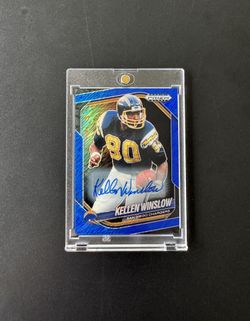 Kellen Winslow 2025 Prizm Black Prizm Auto Blue Shimmer FOTL /15 #129 KG