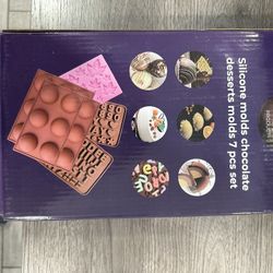 Chocolate Bomb Molds 