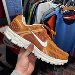 Nike Zoom Vomero 5 'Monarch' Orange Sail Men’s Size 10 Sneakers Bowerman Series