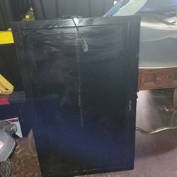 40 inch Sceptre TV