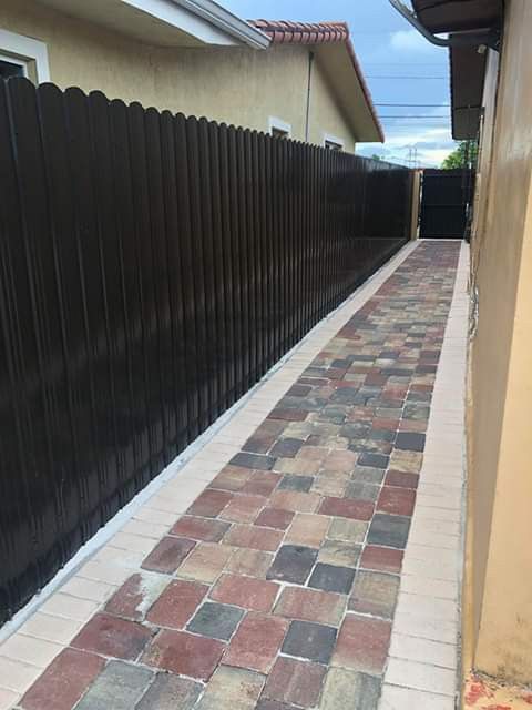 Aluminium fence