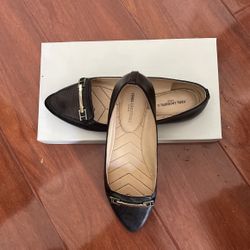 Black /size 9M/ Ditto Leather upper