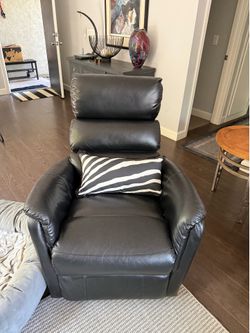 Leather recliner