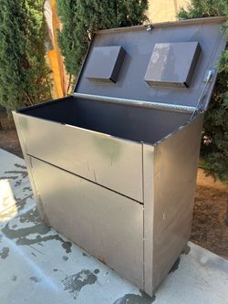 Galvanized Feed Storage Bin!