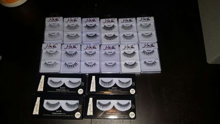 eyelashes