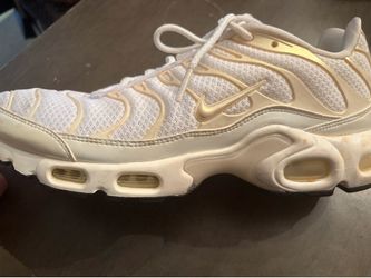 Nike Air Max Plus (White) 9.5
