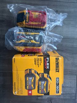2pk Dewalt battery